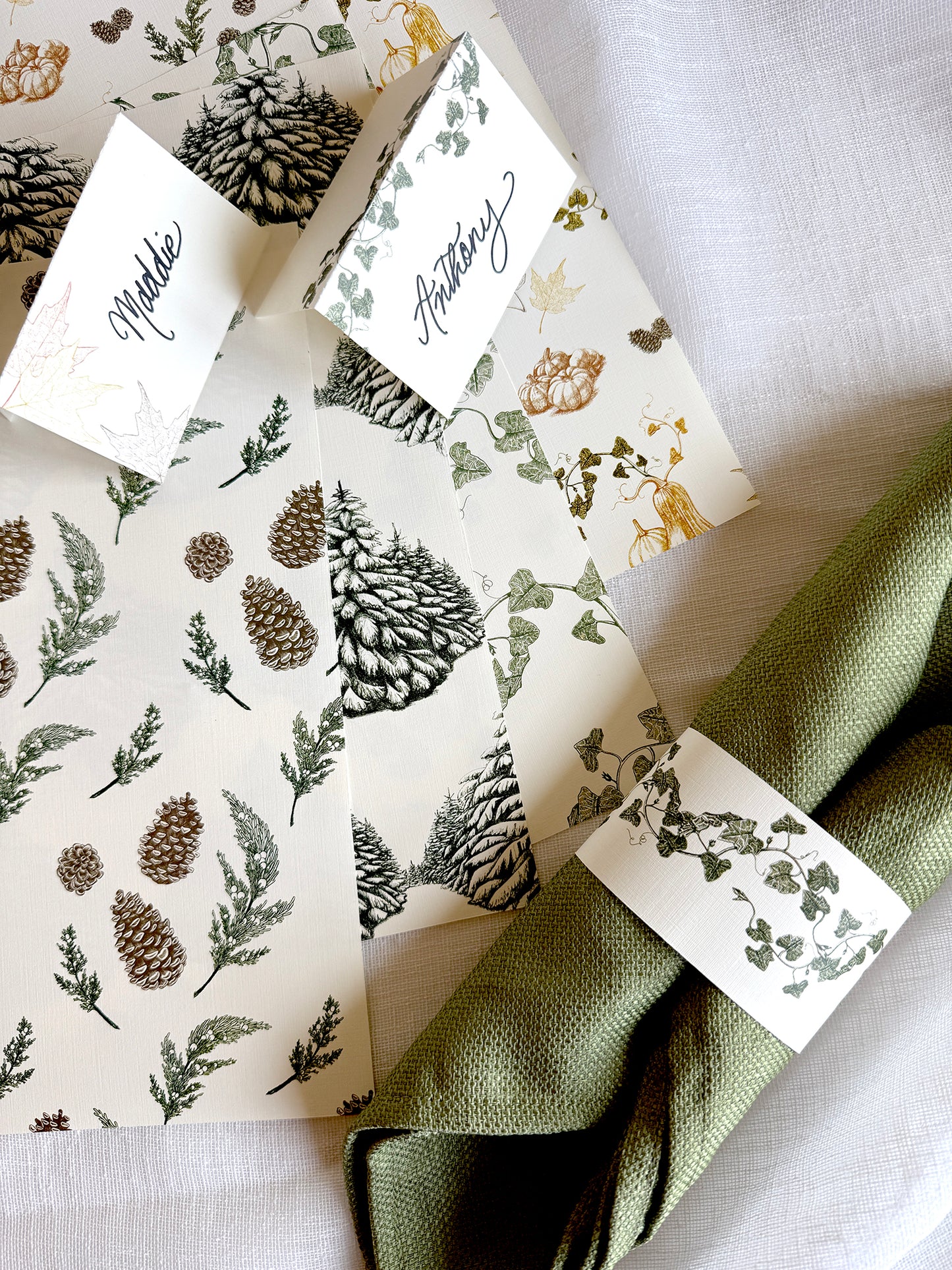 Pinecone & Juniper Placemats (Set of 12)